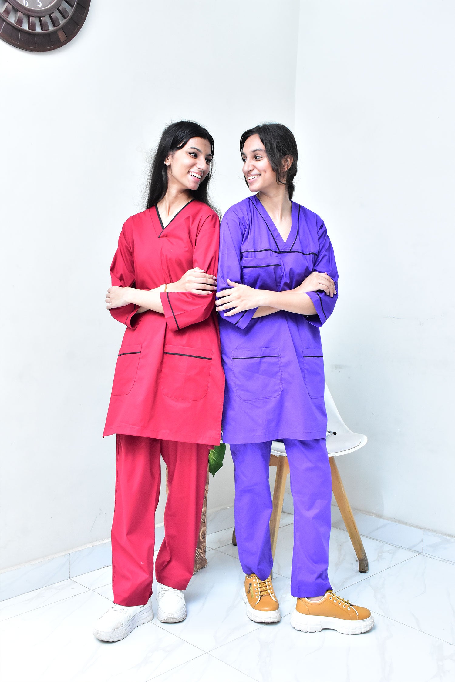 Women's 4-Pocket V-Neck Scrub & Jogger Pants